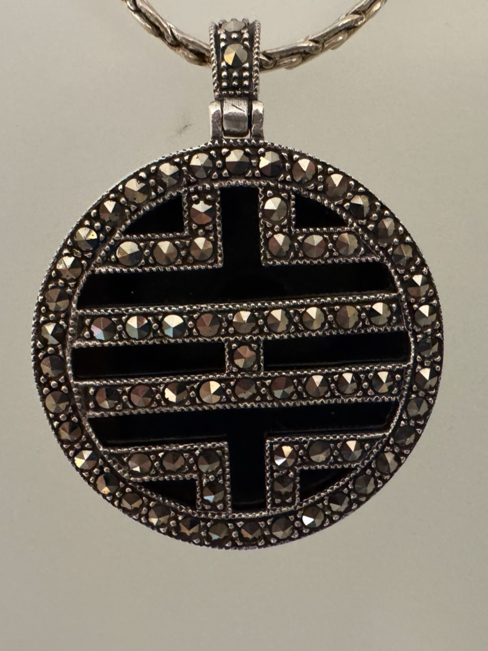 🖤VINTAGE  BLACK ONYX AND MARCASITE PENDANT, NWOT - Picture 5 of 12